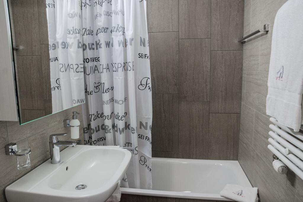 Reloc Serviced Apartments Zurich-Oerlikon 객실 사진